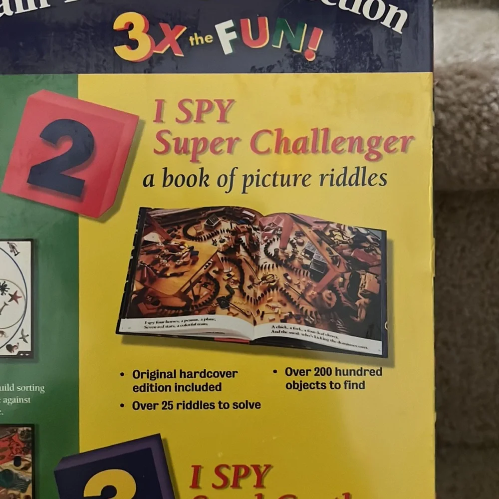 Scholastic I Spy School Days Cd-rom and puzzle set
